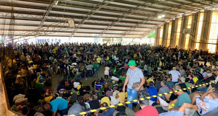 Suspeitos de participação nos ataques em Brasília estão detidos no QG da PF no DF - Foto: Reprodução/WhatsApp