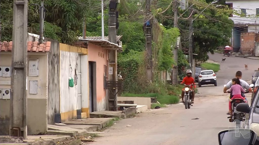 Suspeitos em motocicleta matam homem a tiros na Zona Leste de Manaus