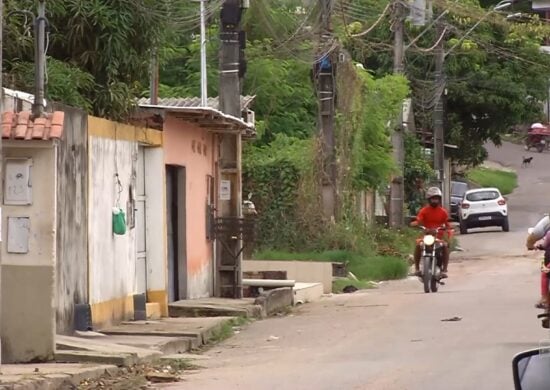 Suspeitos em motocicleta matam homem a tiros na Zona Leste de Manaus