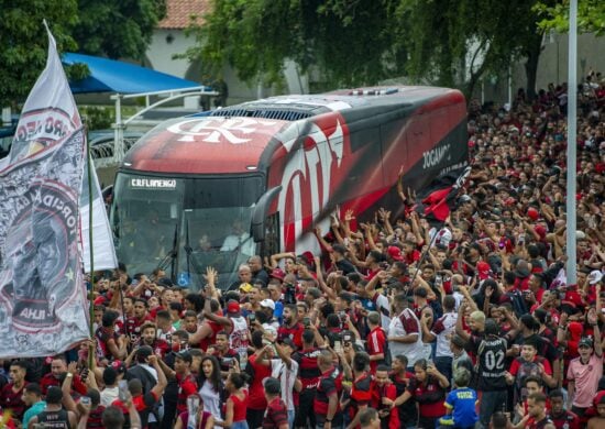 Torcida planeja AeroFla para o embarque da delegação elenco no Aeroporto do Galeão, dia 2 - Foto: Marcelo Cortes/Flamengo/divulgação