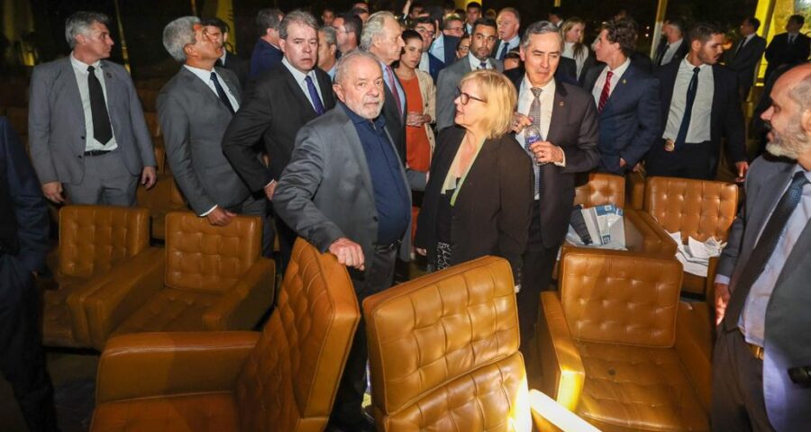 Lula durante visita ao STF com governadores - Foto: Ricardo Stuckert