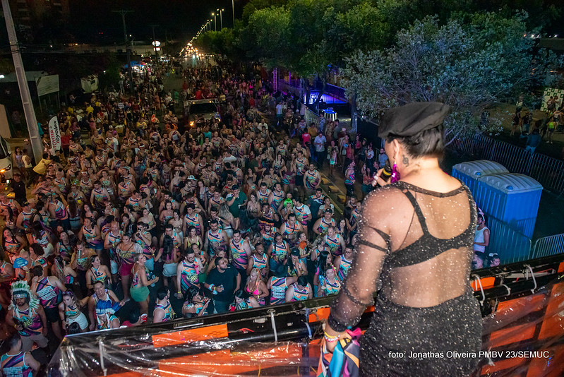 Carnaval arrasta 40 mil foliões em Boa Vista-RR