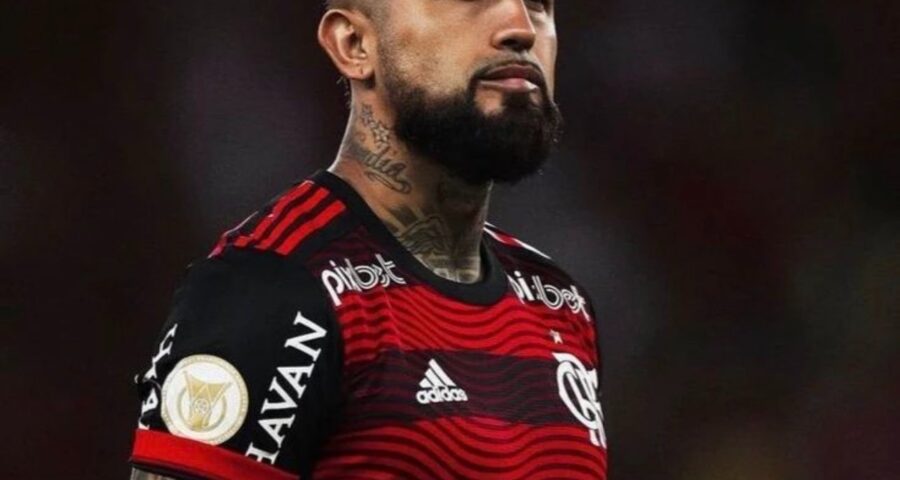 “Se o Colo-Colo quer jogar a Libertadores, que venha me tirar logo daqui, vamos”, disse Vidal – Foto: Reprodução/Twitter@flamengo.