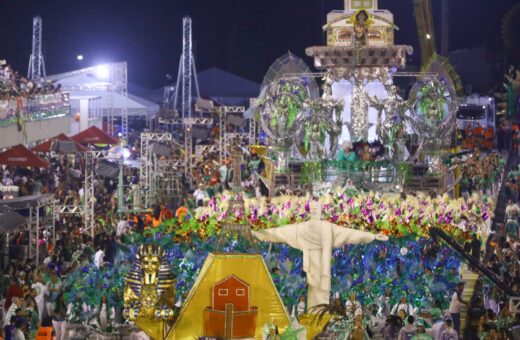 Mocidade de Aparecida contou história da criação da Terra - Foto: Arthur Castro/Secom