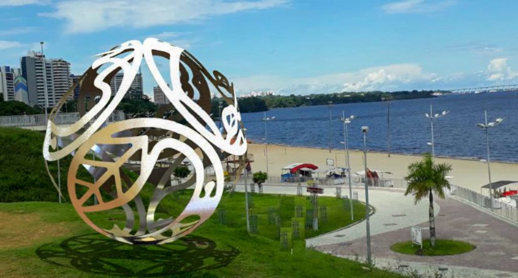 Arte da Escultura da premiação Nobel verde que ficará na Ponta Negra - Foto: Divulgação/Semcom