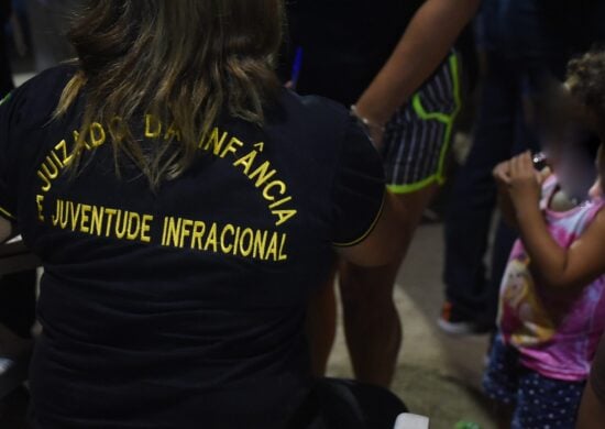 Juizado da Infância e Juventude Infracional (JIJI) e órgãos do sistema público de segurança realizam fiscalizações Carnaval em bairro da Zona Leste de Manaus - Foto: Chico Batata/TJAM