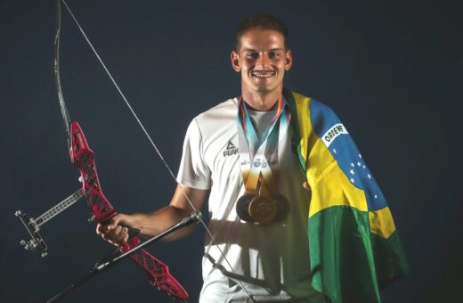 Marcus D’Almeida assume liderança do ranking mundial do tiro com arco