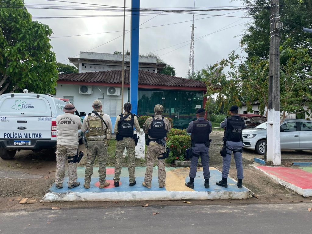 A operação envolveu o total de 35 policiais federais - Foto: Divulgação/PF