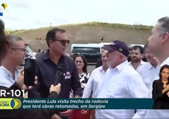 O presidente vai visitar um canteiro de obras da frente de trabalho para a duplicação da BR-101 - Foto: Reprodução/Youtube