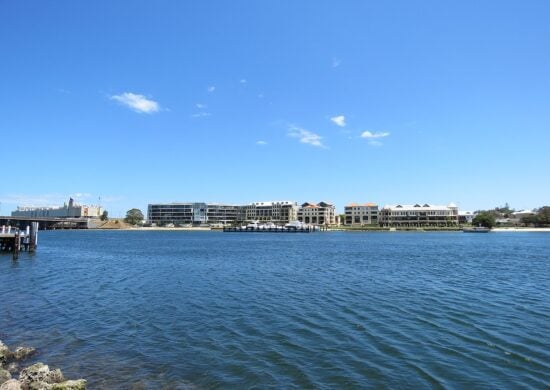 Ataque de tubarão ocorreu no rio Swan, na Austrália - Foto: Reprodução/Wikemedia Commons/Calistemon