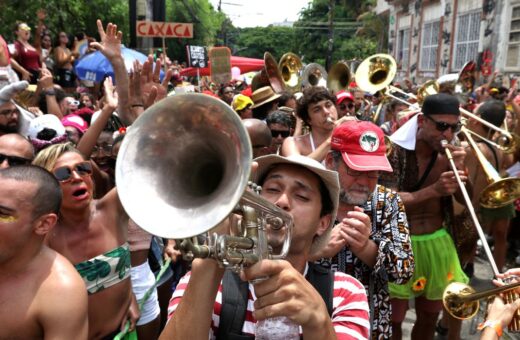 Boletim InfoGripe divulga recomendações para curtir Carnaval com segurança - Foto: Tânia Rego/Agência Brasil