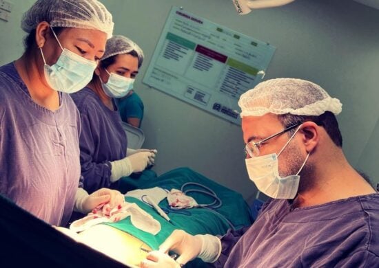 Cirurgia plástica de lipoaspiração é a mais realizada no mundo - Foto: Reprodução/Instagram @drandremeloplastica