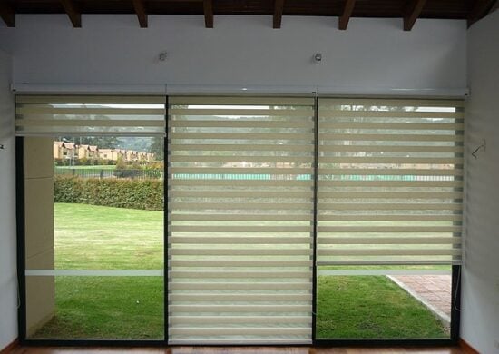 Confira os modelos de cortinas ideais para cada cômodo - Foto: Reprodução/Wikimedia/Decorasioneselvelero