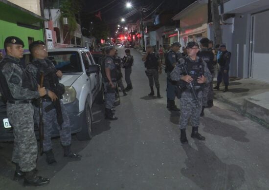 Família é feita refém e um dos suspeitos é baleado pela vítima em Manaus