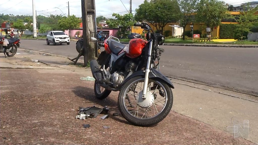 Dois irmãos morrem em acidente de motocicleta na Zona Norte de Manaus