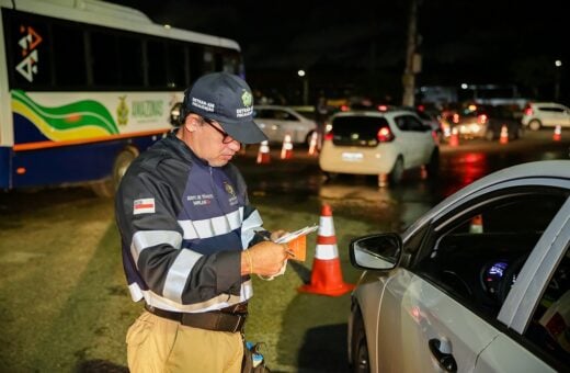 Semana-Santa-lei-seca-teste-bafometro-foto-isaque-ramos-detran-am