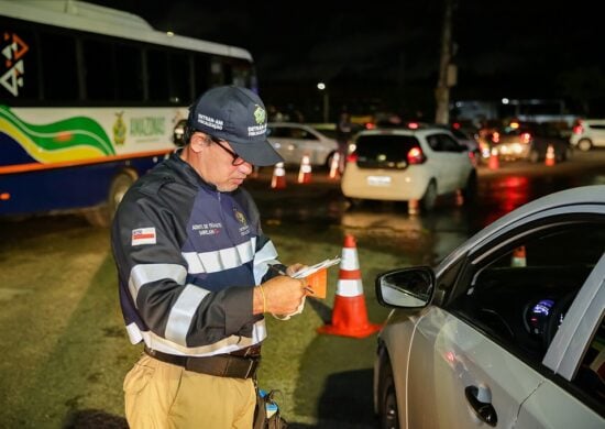 Semana-Santa-lei-seca-teste-bafometro-foto-isaque-ramos-detran-am