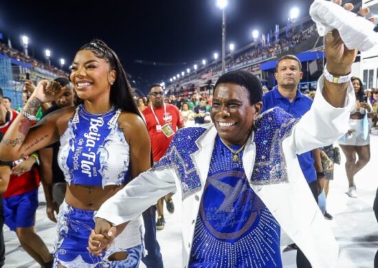 Ludmilla estreou no sambódromo ao lado de Neguinho da Beija-flor, no último ensaio da escola Nilópolis - Foto: Vitor Melo/RioCarnaval/divulgação