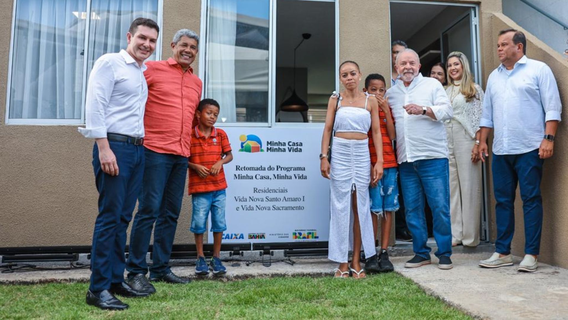 Lula oficializou o retorno do programa em agenda em Santo Amaro - Foto: Reprodução/Twitter @Planalto @ricardostuckert