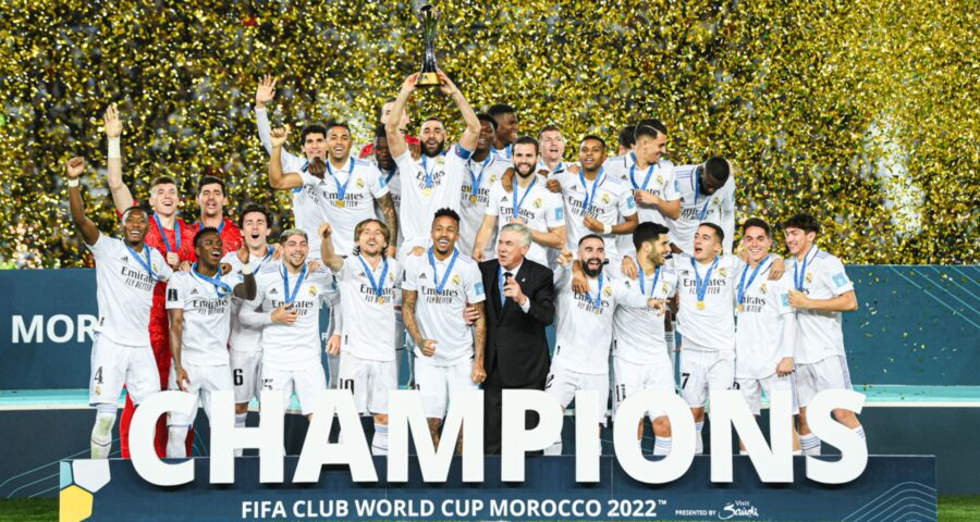 Real Madrid e consolidaram como os maiores vencedores do Mundial de Clubes com 8 taças - Foto: Reprodução/Twitter @realmadrid