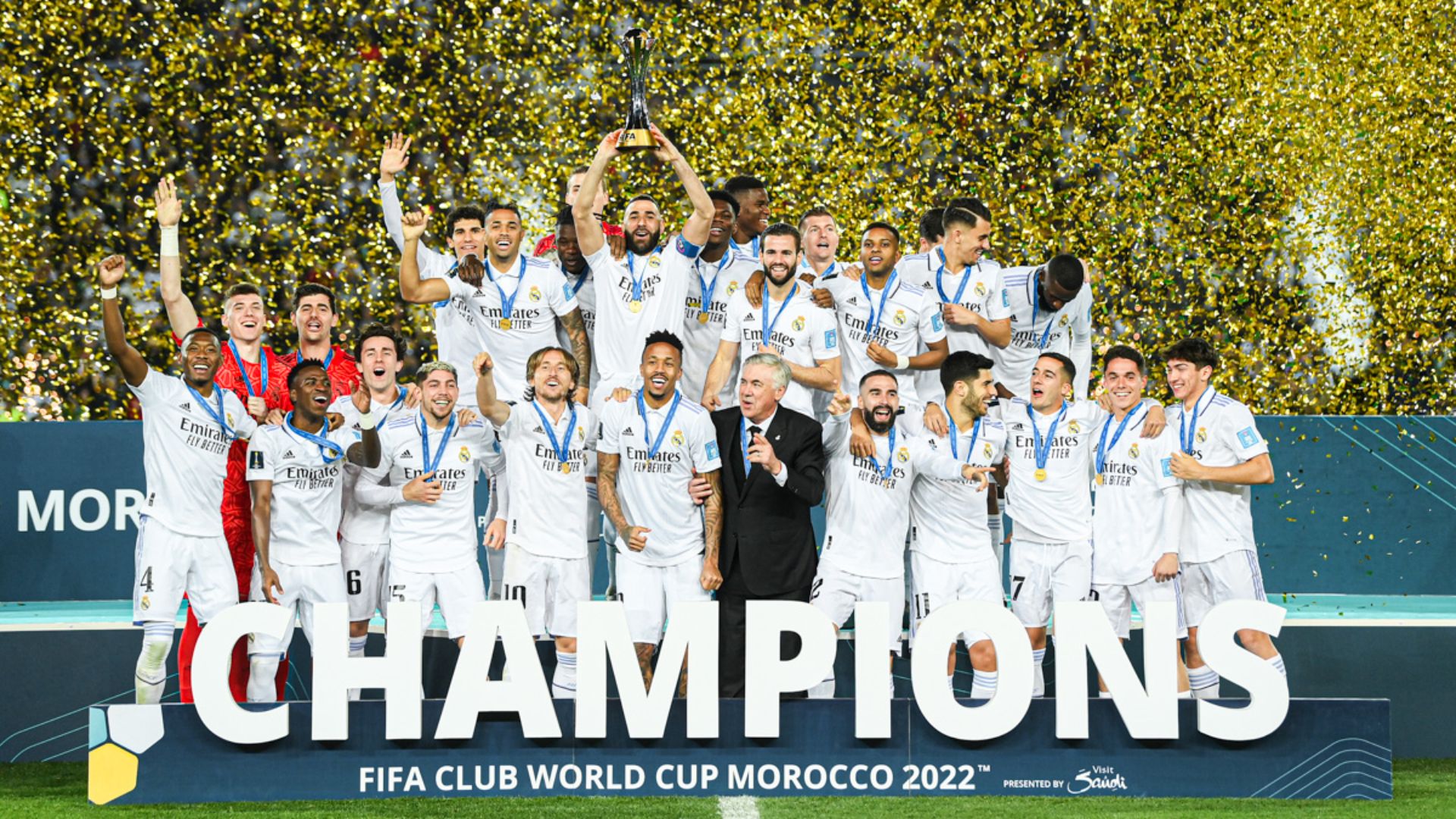 Real Madrid e consolidaram como os maiores vencedores do Mundial de Clubes com 8 taças - Foto: Reprodução/Twitter @realmadrid