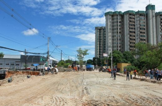 Obras na Djalma Batista chegaram a 80% nesta quarta - Foto: Clóvis Miranda/Semcom