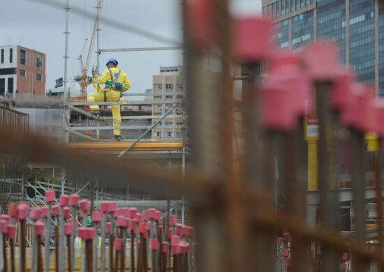 Dado sobre a construção civil é analisado pela FGV - Foto: Arquivo/Agência Brasil