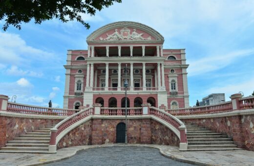 Velório do Amazonino Mendes será no Teatro Amazonas - Foto: Divulgação/Michel Dantas/