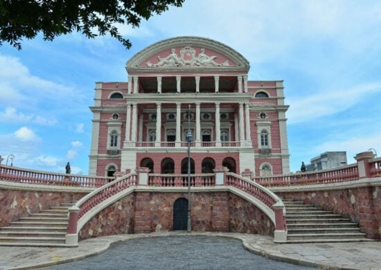 Velório do Amazonino Mendes será no Teatro Amazonas - Foto: Divulgação/Michel Dantas/