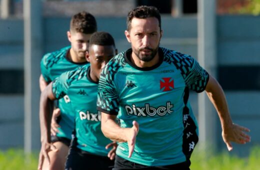 Em preparação para a estreia na Copa do Brasil, Vasco vai contar com o meia Jair para superar time do Amapá - Foto: Daniel Ramalho/Vasco da Gama