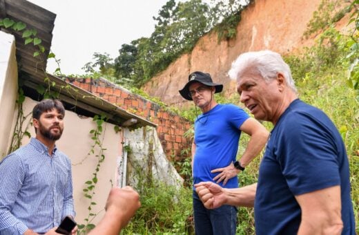 Erosão no conjunto Boas Novas, na Zona Norte de Manaus- Foto: Dhyeizo Lemos / Semcom