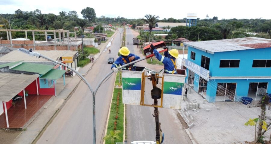 Iluminação de LED já está sendo implantada nas ruas de Itapiranga - Foto: Bismarck Rodrigues/Divulgação