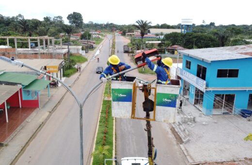 Iluminação de LED já está sendo implantada nas ruas de Itapiranga - Foto: Bismarck Rodrigues/Divulgação