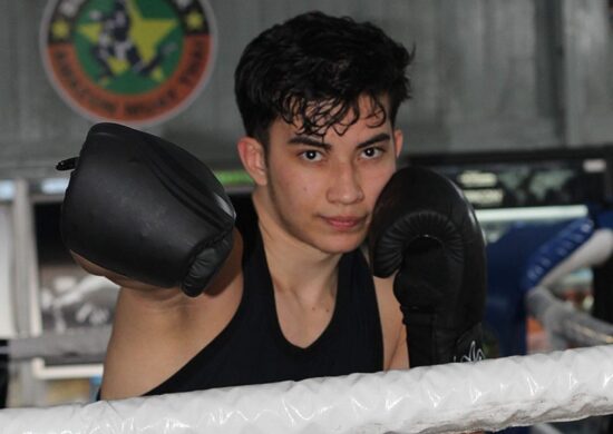 Jovem supera depressão, vira campeão de muay thai, estreia no boxe em Manaus - Foto: Divulgação/Leandro Tapajós/Black River