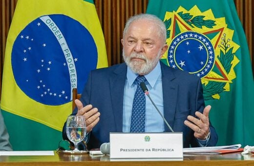 Presidente Lula em reunião com ministros nesta segunda-feira (3) - Foto: Divulgação/Palácio do Planalto