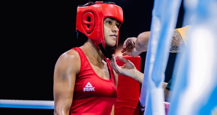 Mundial de Boxe: Bárbara Santos vence na estreia e vai às quartas de final - Foto: Reprodução/Twitter@timebrasil