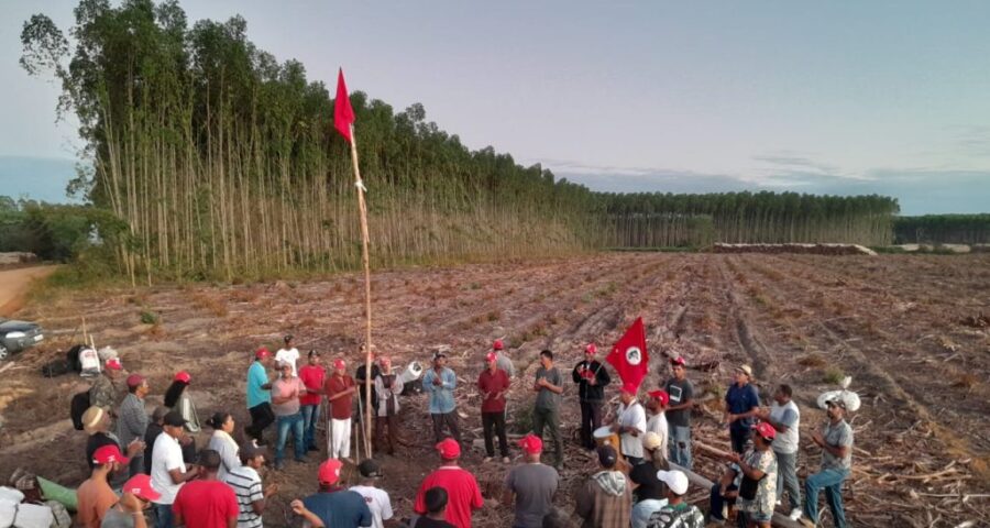 Após confronto com fazendeiros, integrantes do MST desocupam fazenda na BH