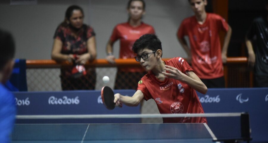 Campeonato de tênis de mesa ocorre até domingo, na Vila Olimpica - Foto: Mauro Neto/Faar