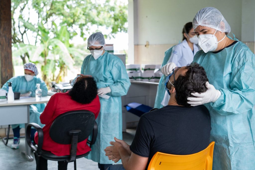 Teste rápido SWAB Nasal para detecção de Covid-19 - Fotos Myke Sena MS