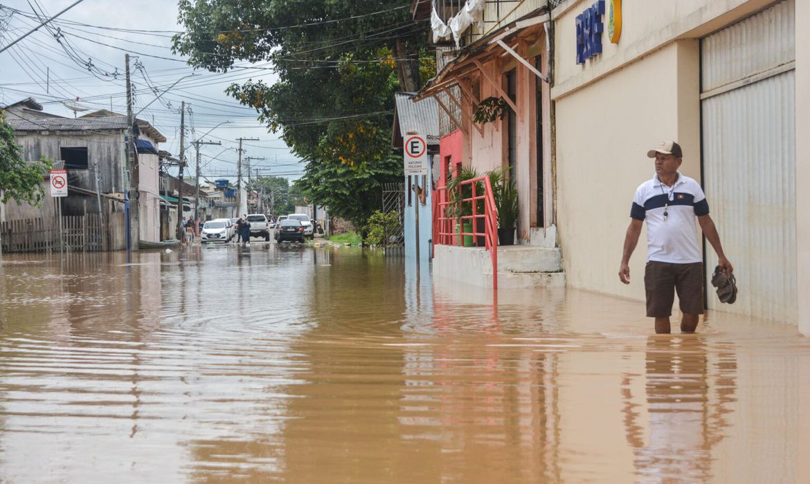 Enchentes em Rio Branco atingem 37 bairros na cidade - Foto: Felipe Freire/ SECOM Acre