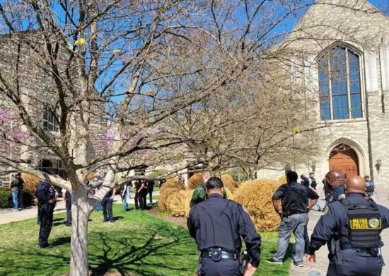 Ataque em escola de Nashville ocorreu na manhã desta segunda (27) - Foto: Reprodução/Twitter @MNPDNashville