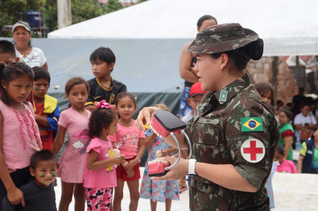 Militares realizaram ações direcionadas à saúde bucal das crianças - Foto: Divulgação/CMA