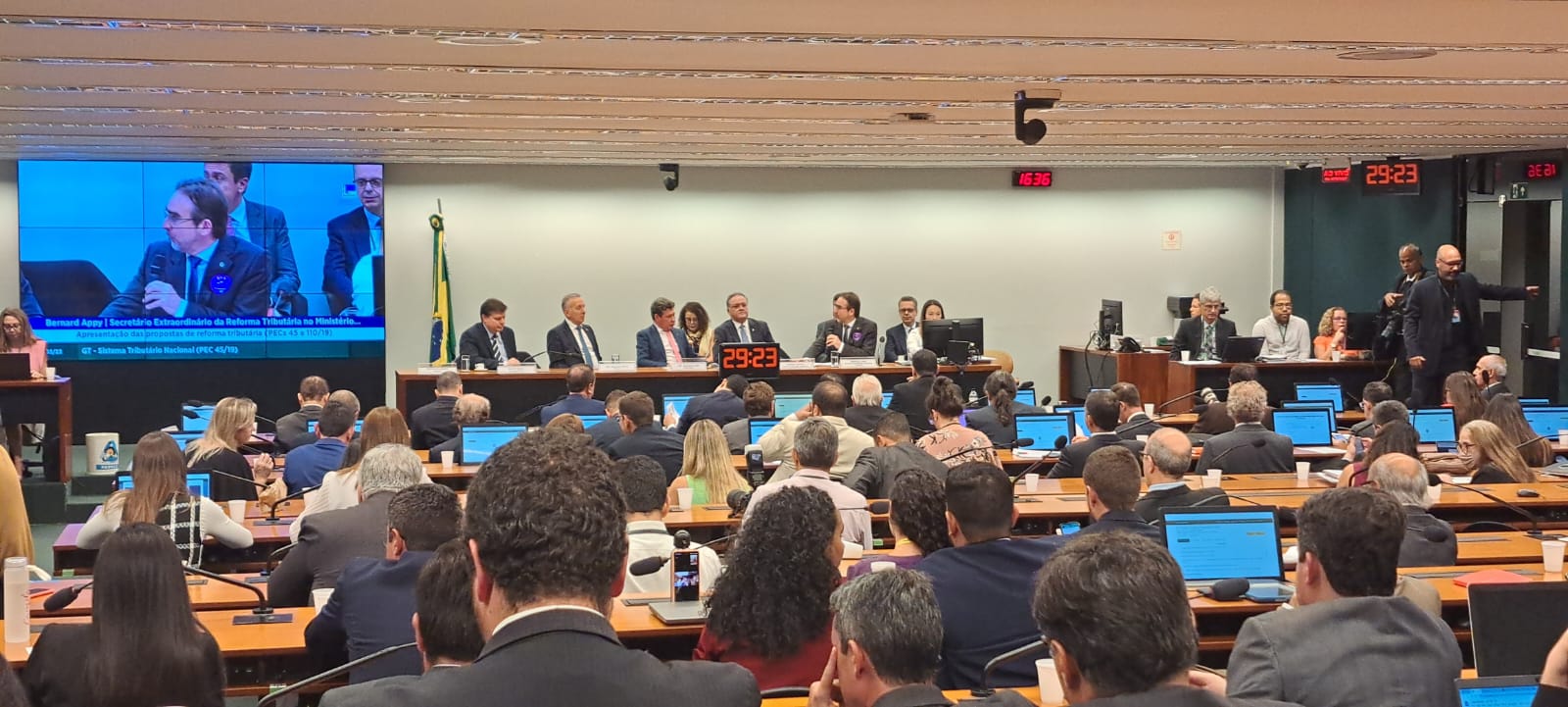 Audiência pública sobre reforma tributária é realizada na Câmara dos Deputados, em Brasília - Foto: Izaias Godinho/TV Norte Brasília