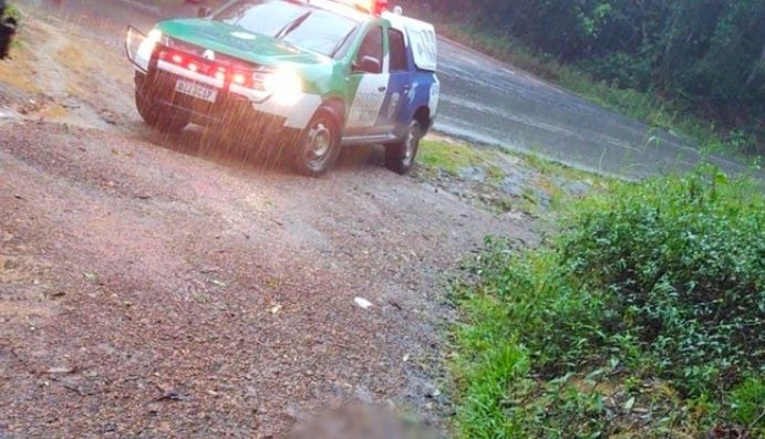 Corpo foi encontrado em meio a forte chuva em Manau