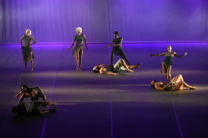 o-corpo-de-danca-do-amazonas-apresenta-rios-voadores-no-teatro-amazonas-foto-Michael-Dantas-Imagens-do-CDA