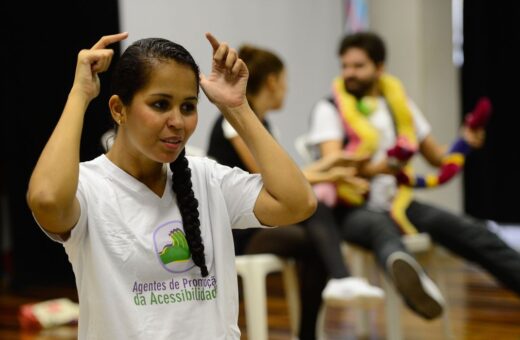 Curso de Libras será on-line - Foto: Fernando Frazão/Agência Brasil