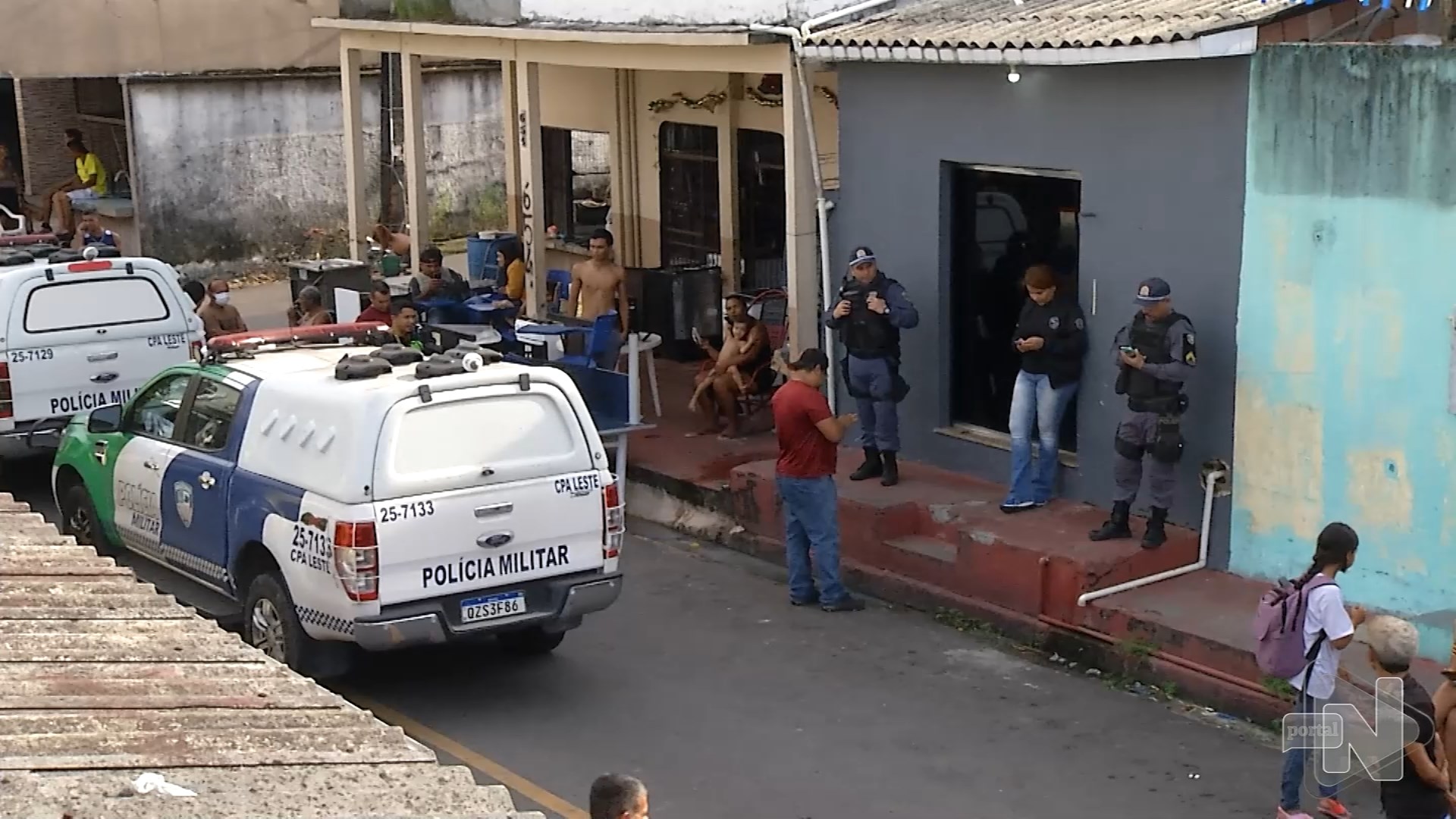 Homem é morto a tiros dentro de barbearia na Zona Leste de Manaus