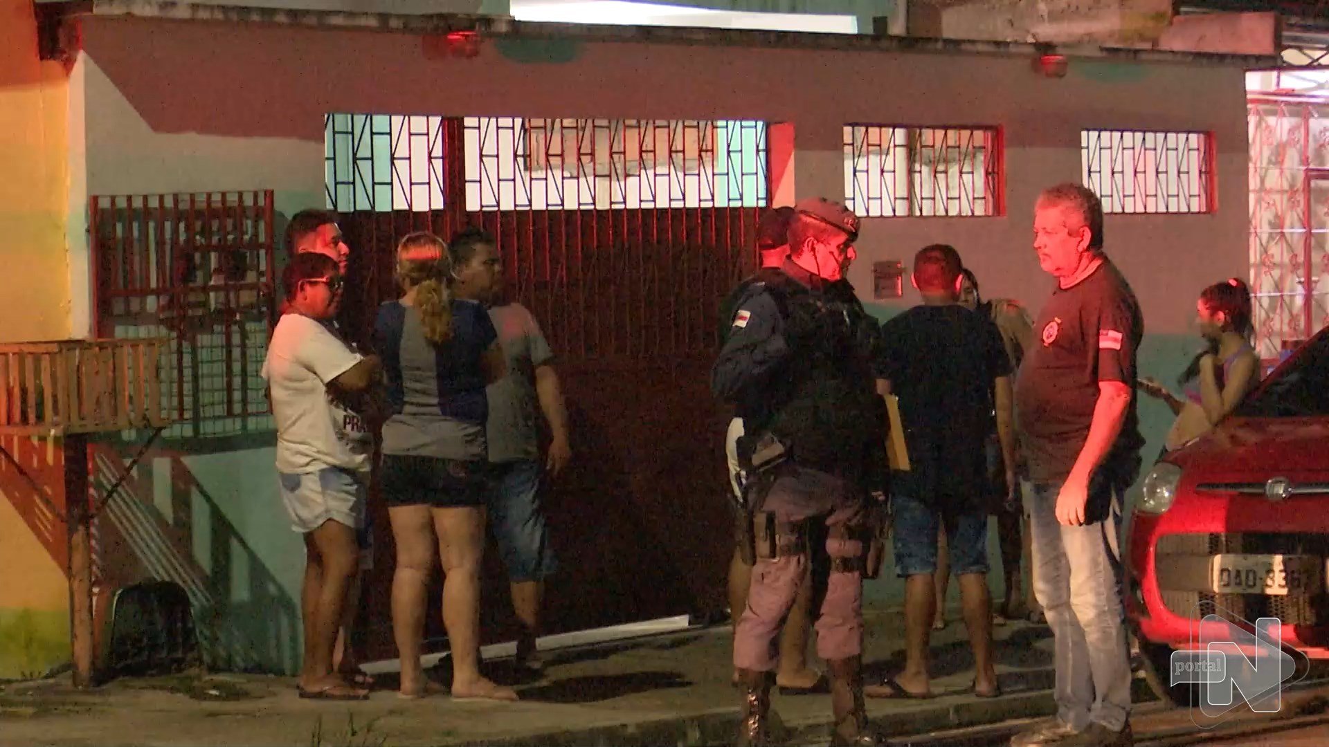 Homem morre eletrocutado e corpo é encontrado por familiar em Manaus