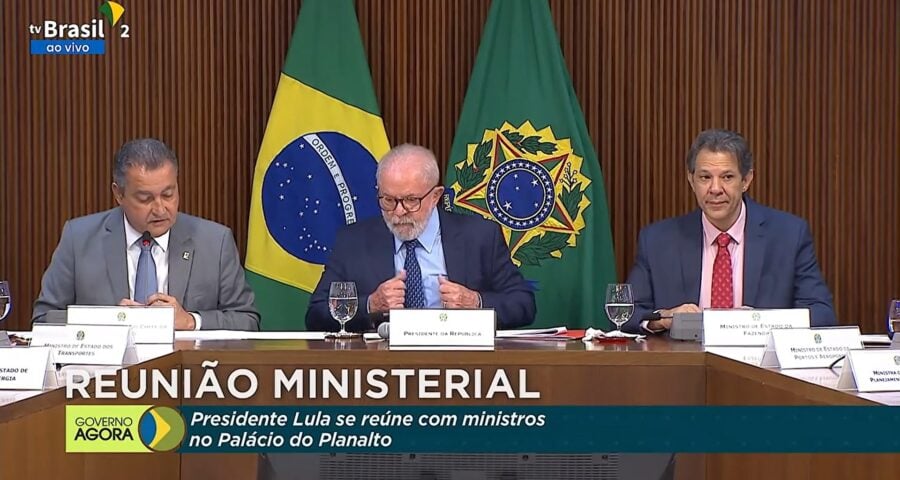 Encontro de Lula com ministros ocorreu no Palácio do Planalto - Foto: Reprodução/TV Brasil