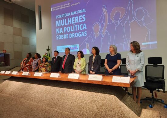 Evento de lançamto da Estratégia Nacional Mulheres na Política sobre Drogas - Foto: Reprodução/Twitter @mindasmulheres